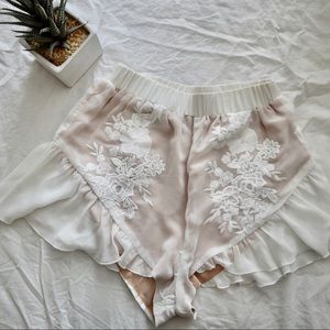 COCO & YVES Floral Shorts